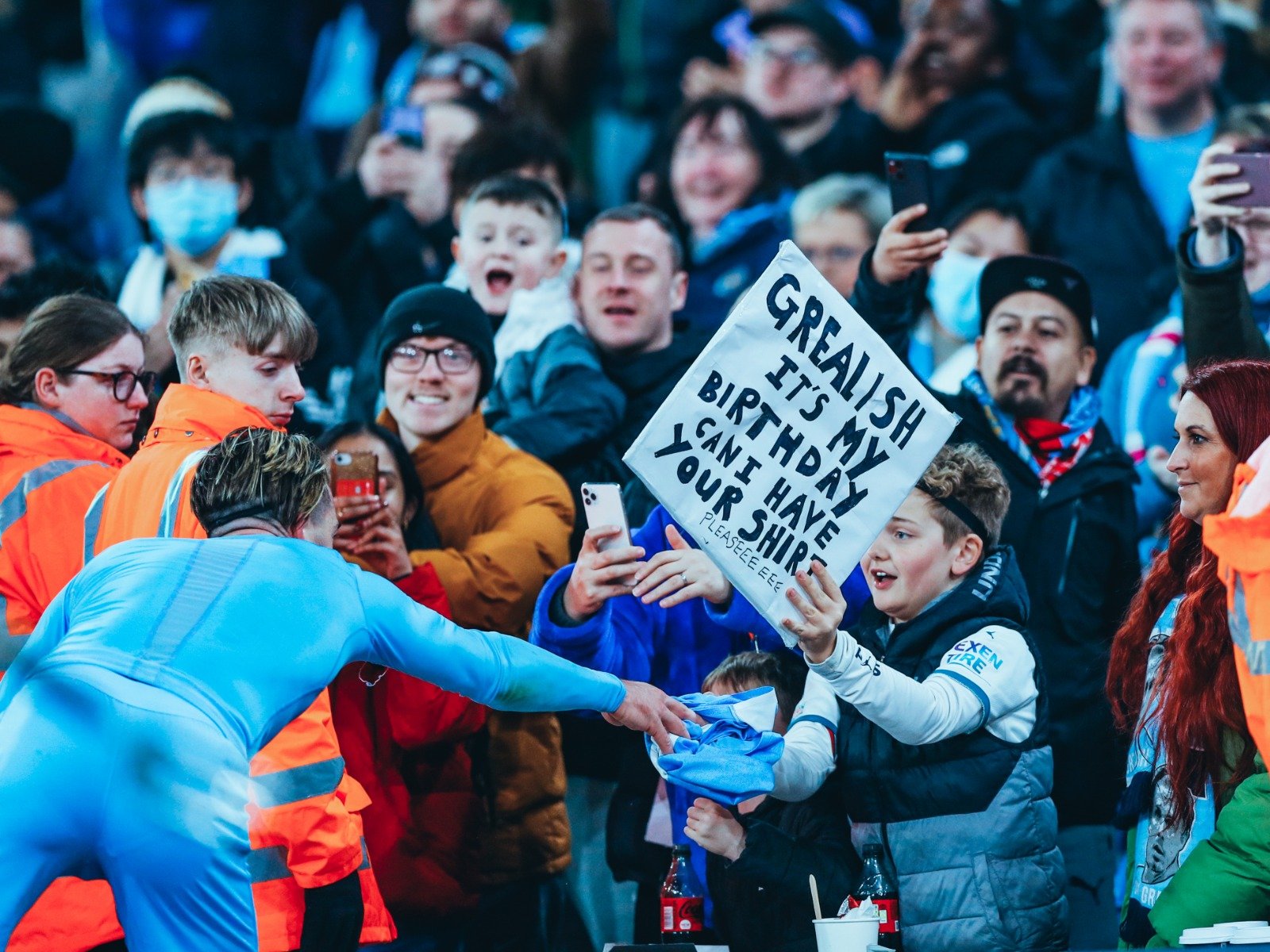 相比于游行 相比于游行